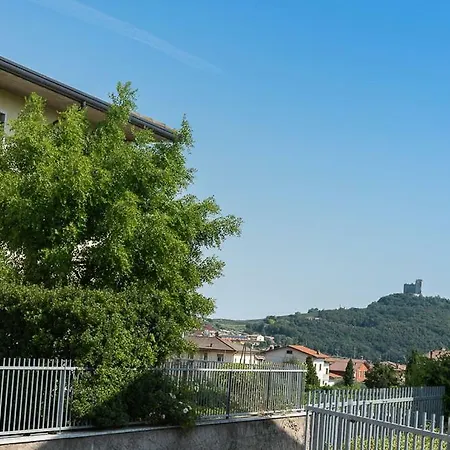 Lägenhet La Bella Casa Di Roberta *